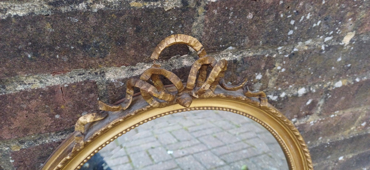 Vintage Late Victorian Gold Gilt Oval Decorative Wall Mirror Ornate Top Decoration