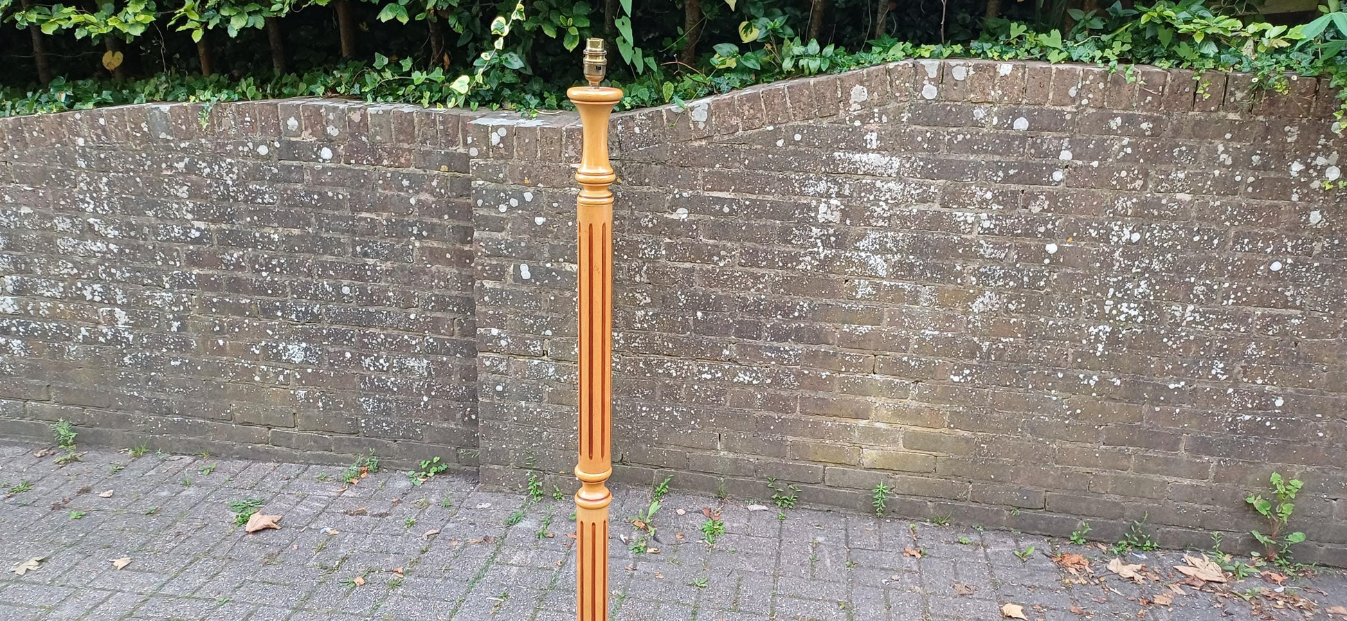Modern Top Quality Vintage Style Beech Standard Lamp and Genuine Vintage Lampshade in Working Order. Free Hand Delivery England & Wales