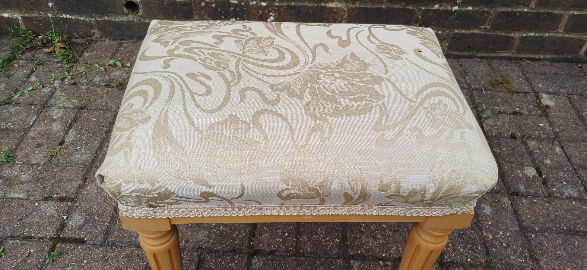 Solid Solid Beech Vintage Style Upholstered Stool