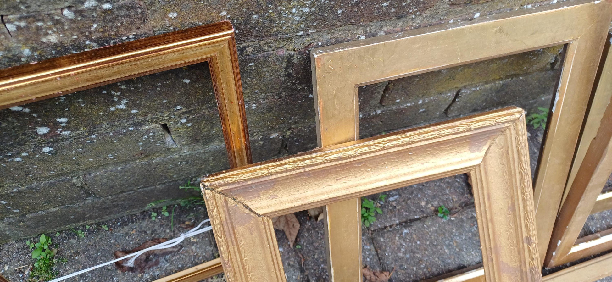 Collection of 7 Gold Gilt Vintage Pictures Picture Frames Framing Photo Photograph Artist Upcycling Project. 4 are Victorian.