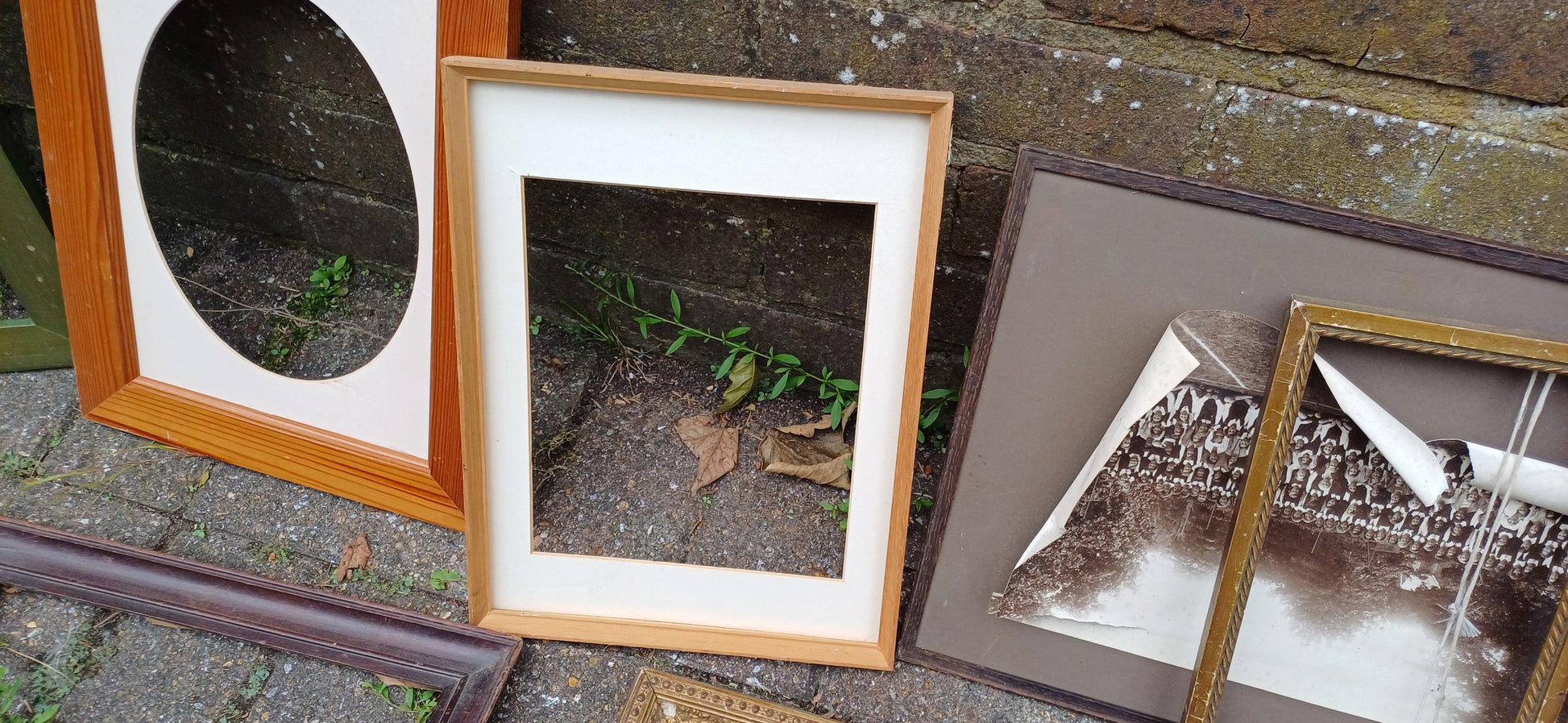 Collection of Wooden Vintage Pictures Picture Frames Framing Frame Photo Photograph Artist Upcycling Project.