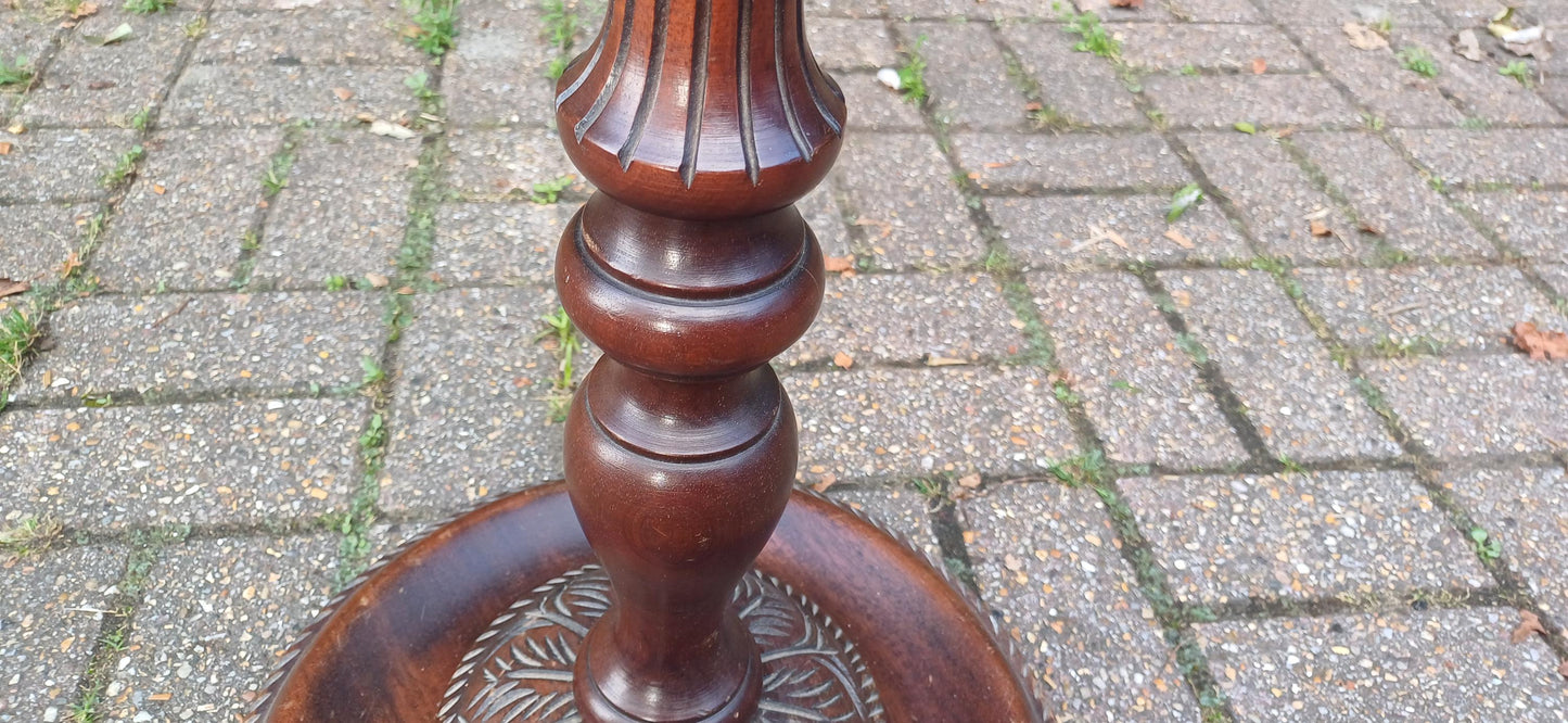 Quality Vintage Mahogany Carved and Fluted Standard Lamp Working. Victorian Style.