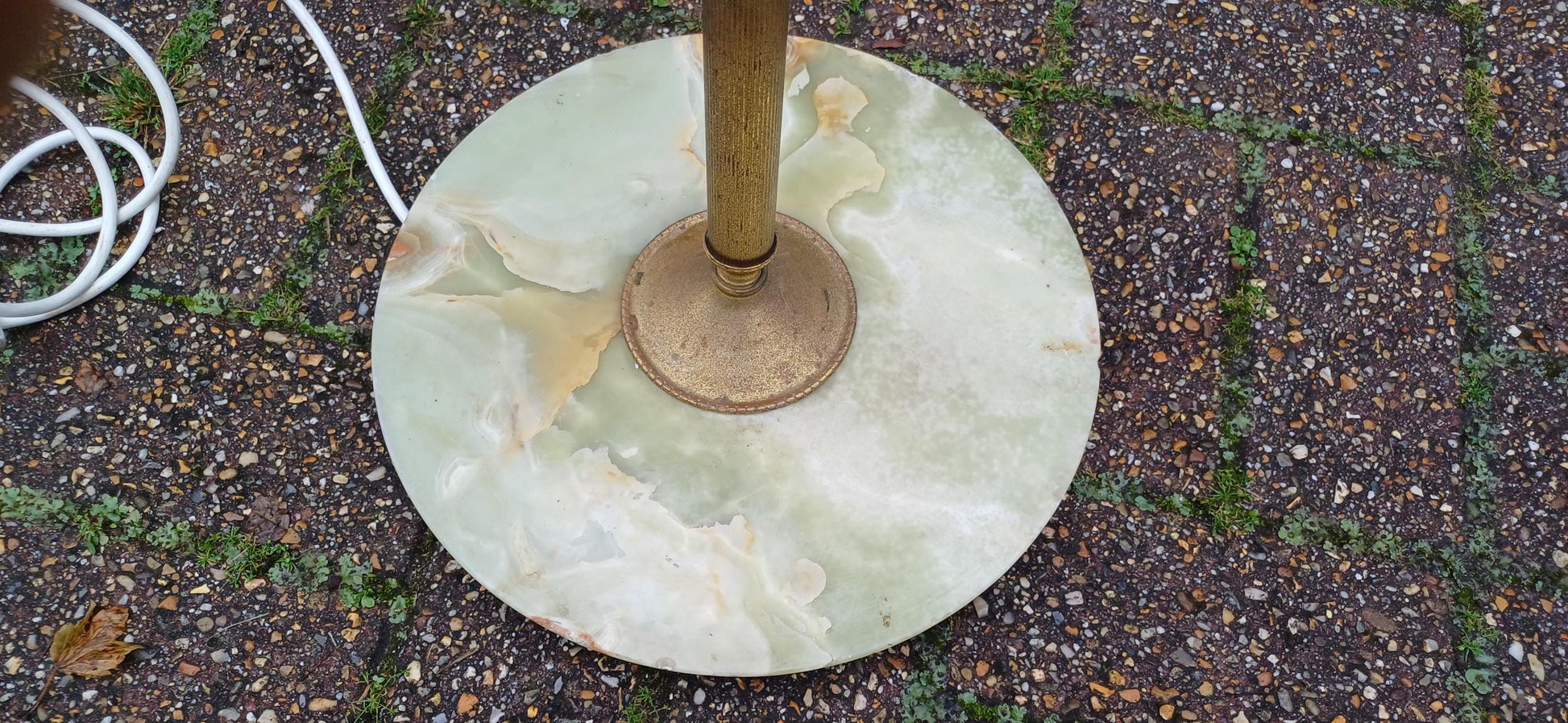 Kitsch Vintage 60s or 70s Retro Marble and Brass Standard Lamp Working.