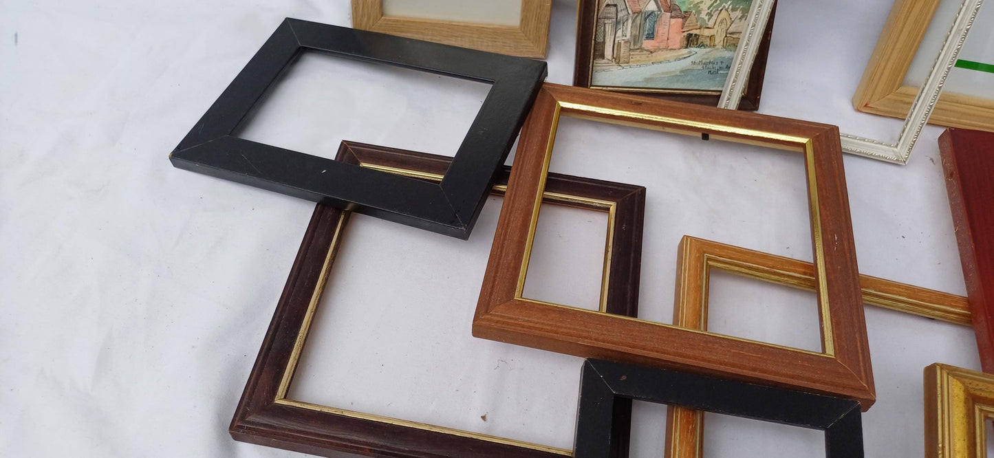 Collection of 12 Vintage Pictures Picture Frames Framing Glazed with Boarded Backings Frame Photo Photograph Artist Upcycling Project.