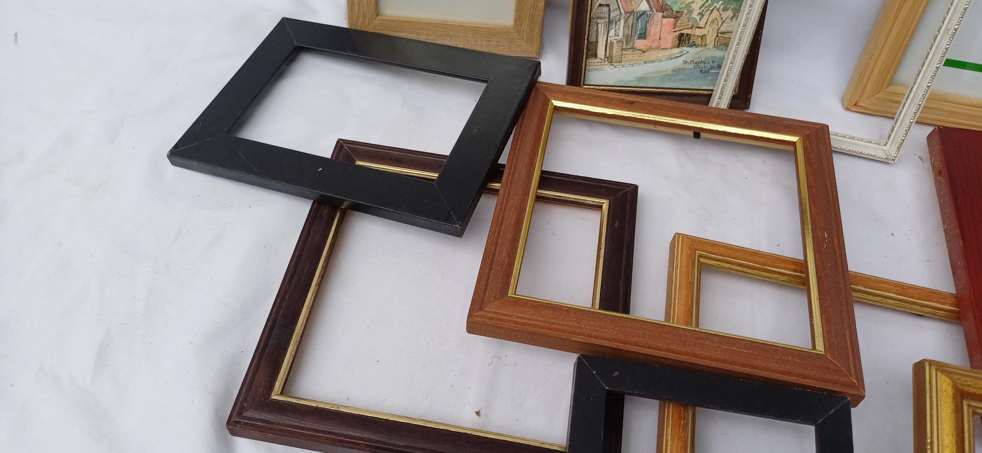 Collection of 12 Vintage Pictures Picture Frames Framing Glazed with Boarded Backings Frame Photo Photograph Artist Upcycling Project.