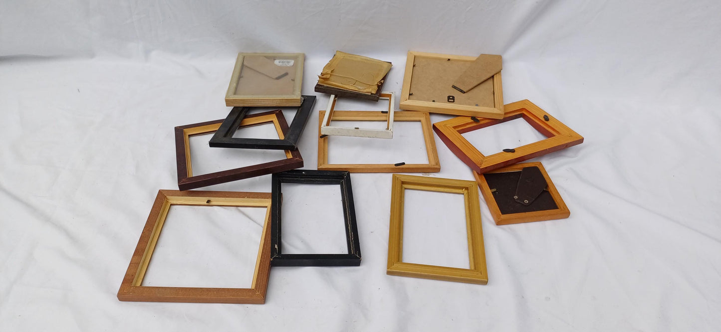 Collection of 12 Vintage Pictures Picture Frames Framing Glazed with Boarded Backings Frame Photo Photograph Artist Upcycling Project.