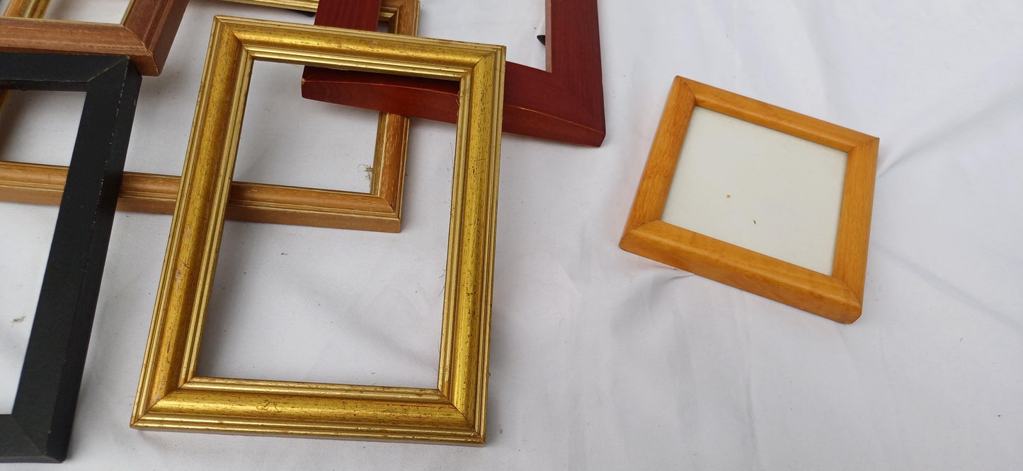 Collection of 12 Vintage Pictures Picture Frames Framing Glazed with Boarded Backings Frame Photo Photograph Artist Upcycling Project.