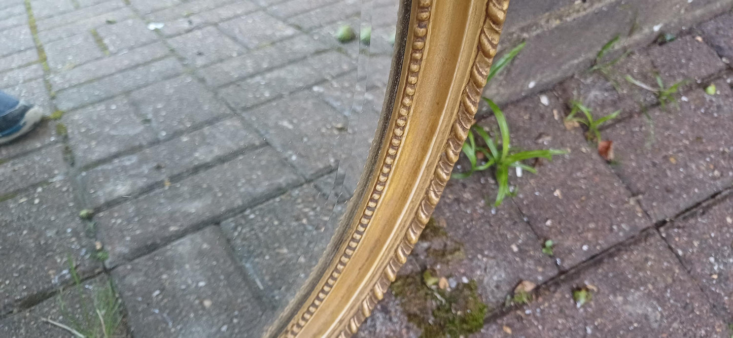 Vintage Late Victorian Gold Gilt Oval Decorative Wall Mirror Ornate Top Decoration