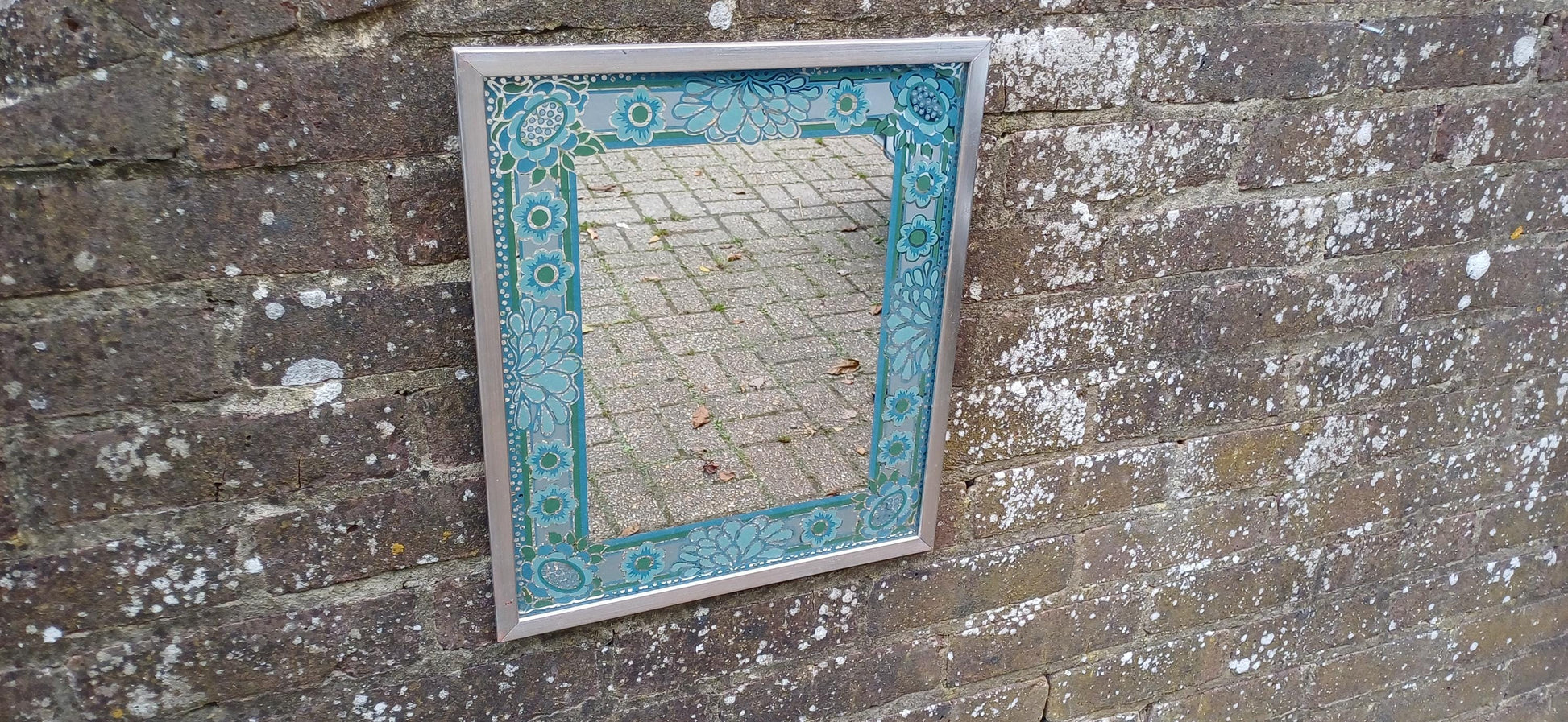 Funky Classic Vintage Retro 70s Wall Mirror ‘Braddell’ Blue Turquoise Flower Decoration.