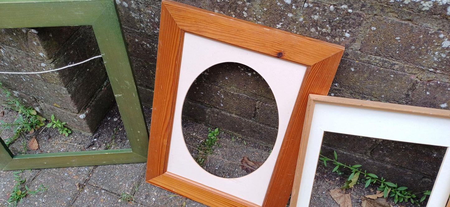 Collection of Wooden Vintage Pictures Picture Frames Framing Frame Photo Photograph Artist Upcycling Project.
