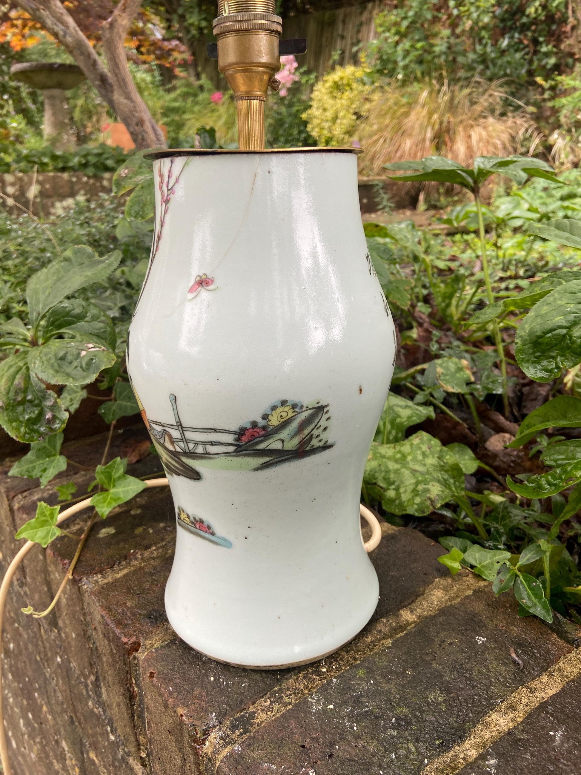 Early 20th Century Japanese oriental hand painted table lamp, Geisha - working condition