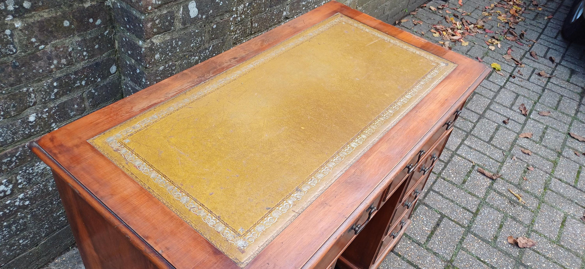 Compact Vintage Classic 70s Yew Wood Knee Hole Desk 8 Drawers Free Hand Delivery.=