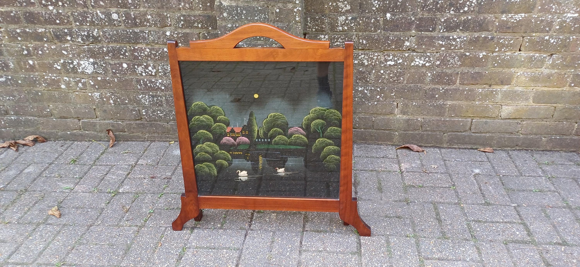 Outstanding Unusual Art Nouveau Hand Painted Oak Fire Screen. Free Hand Delivery.