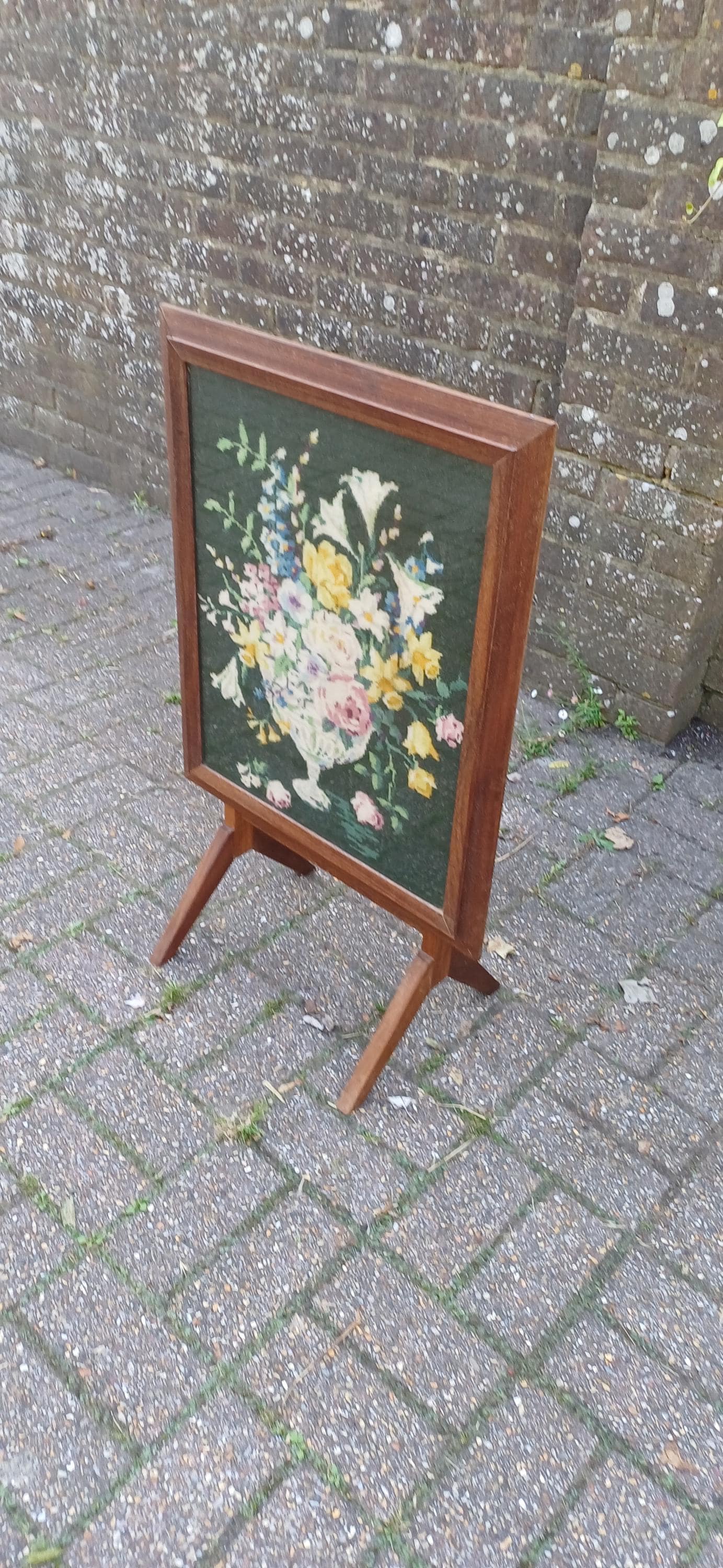 Retro Vintage Mid-Century Folding Fire Screen Guard or Folding Coffee Table with Still Life Tapestry Glazed.