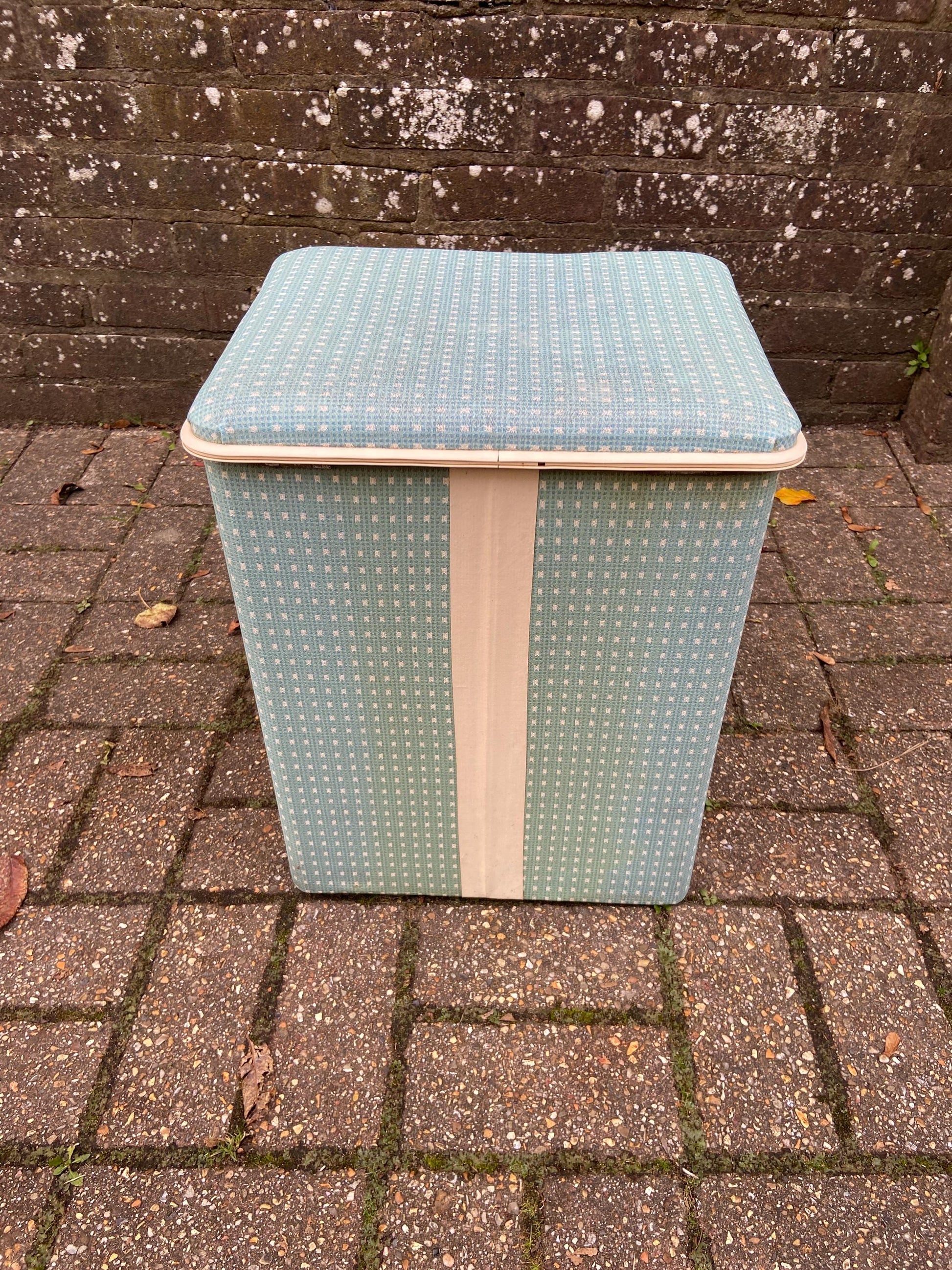 Mid century blue green plastic covered washing basket – fabulous vintage linen box, storage basket, laundry bin, vgc
