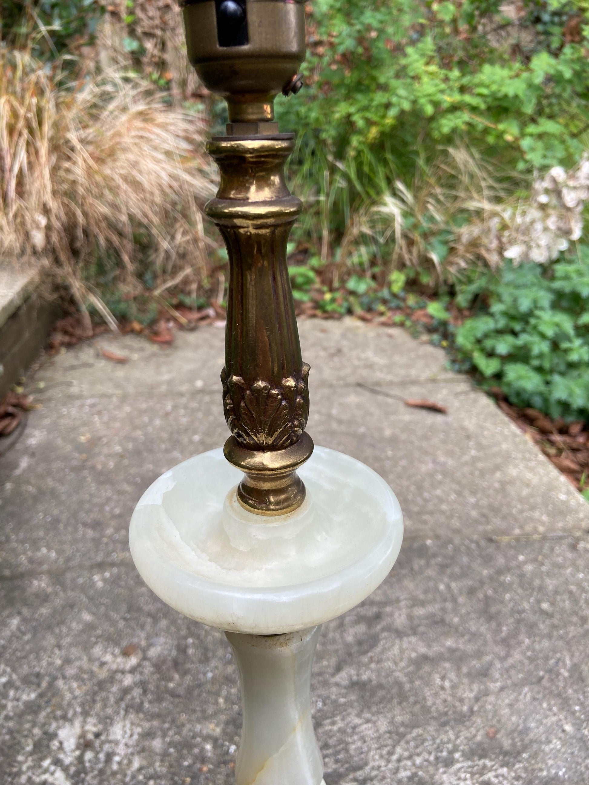 Very tall and attractive vintage onyx and metal table lamp, or floor lamp - 70cm tall