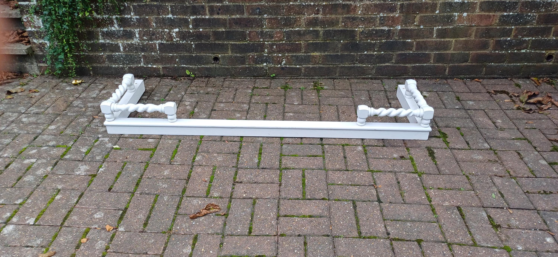 Huge Quality Vintage Style Aesthetic Painted Fireplace Curb Fender Guard Barley Twist Decoration. Free Hand Delivery.