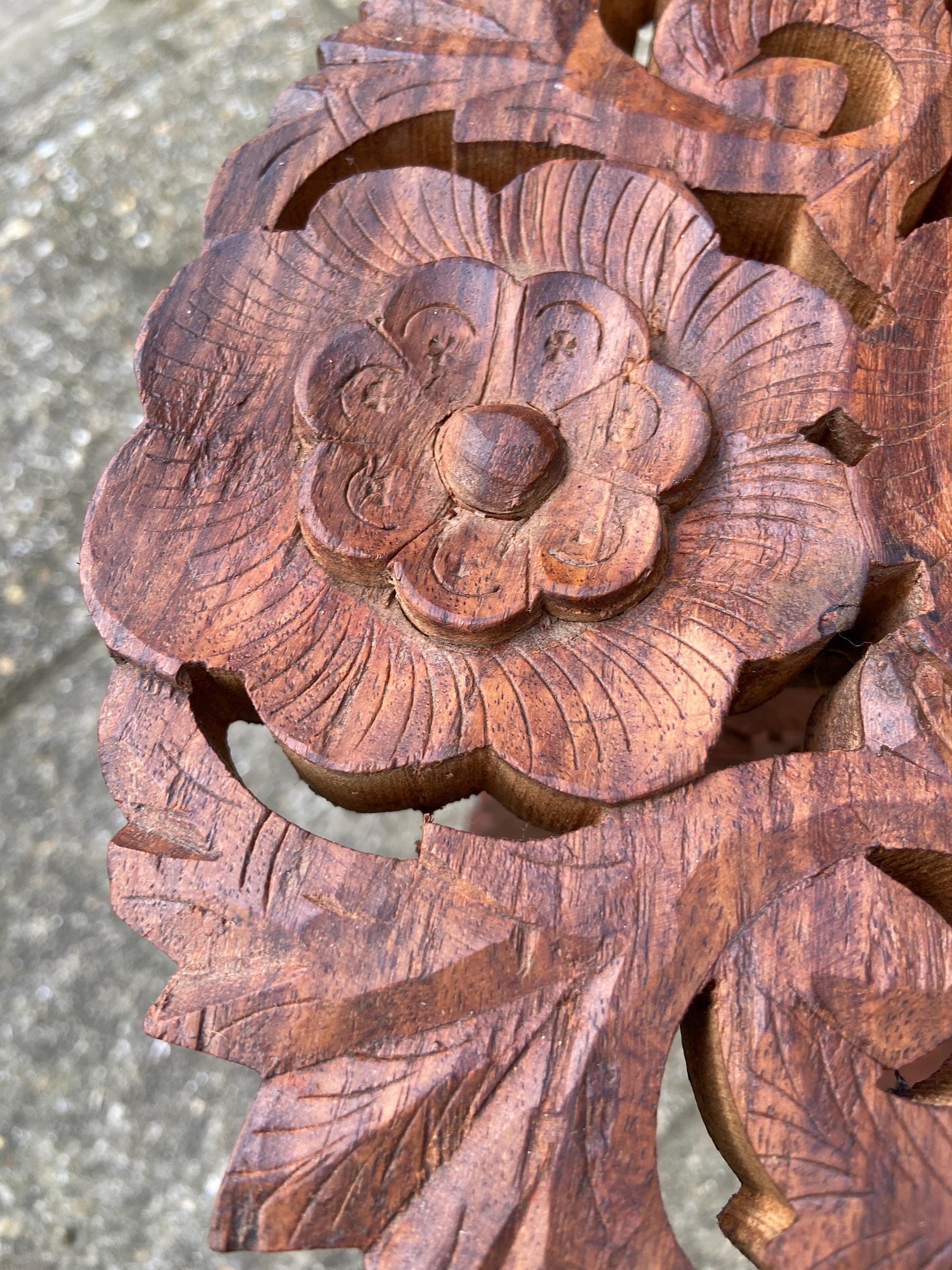 Small carved vintage wooden table, folding table, plant stand medium - Asian handicraft
