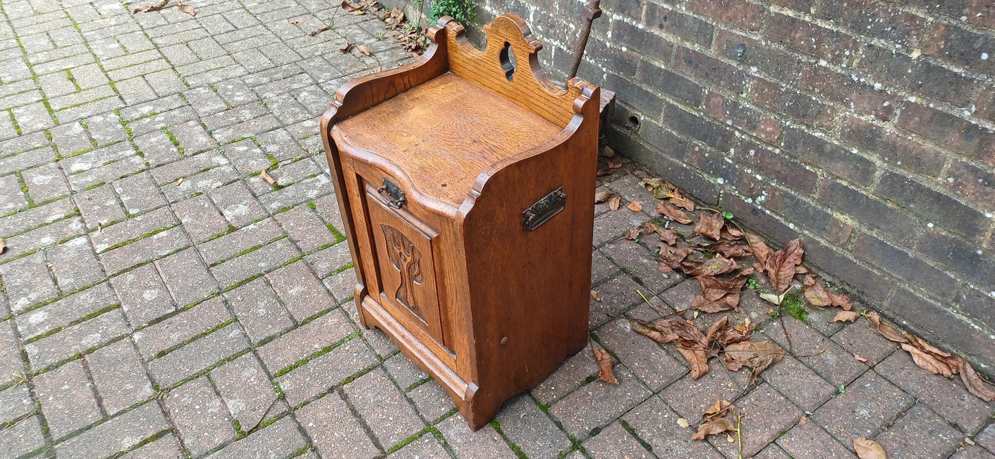 Classic Early 20th Century Coal Pedonium Scuttle Bucket Art Nouveau Top Quality Solid Oak