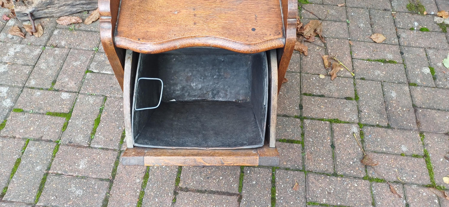Classic Early 20th Century Coal Pedonium Scuttle Bucket Art Nouveau Top Quality Solid Oak