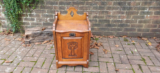 Classic Early 20th Century Coal Pedonium Scuttle Bucket Art Nouveau Top Quality Solid Oak