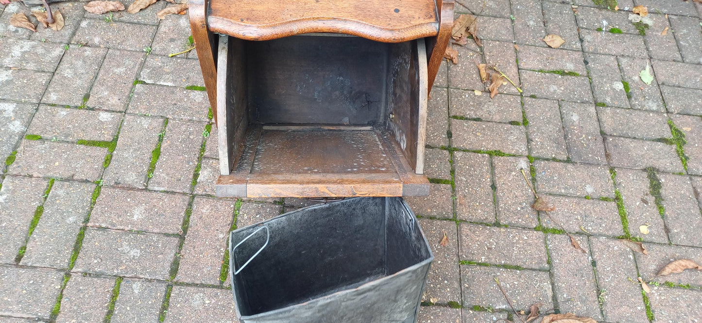 Classic Early 20th Century Coal Pedonium Scuttle Bucket Art Nouveau Top Quality Solid Oak