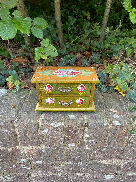 sweet vintage trinket box or jewellery box. wooden ith handpainted roses. vgc. small water stains on top and side. perfect for small treasured items