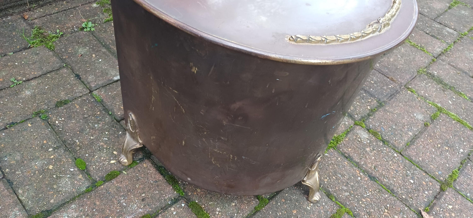 Late Victorian Vintage Brass Coal Bucket Scuttle Bin with Inner Lining