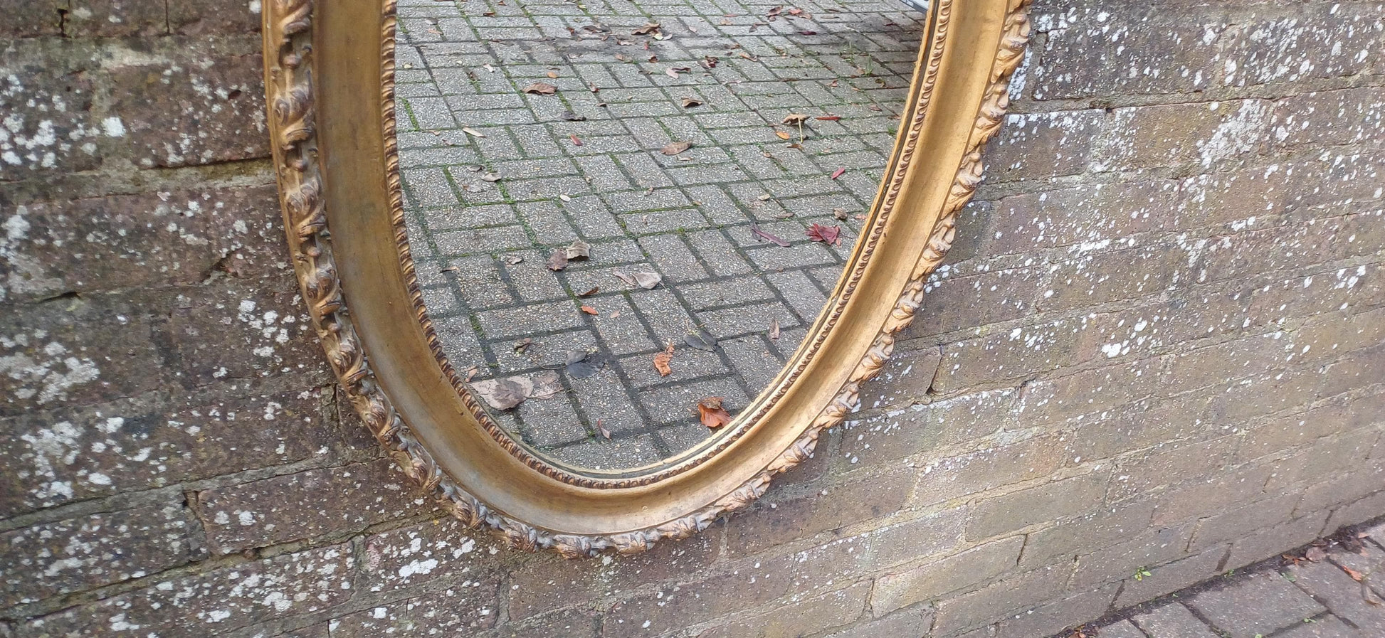 Large Vintage Late Victorian Gold Gilt Decorative Oval Wall Mirror