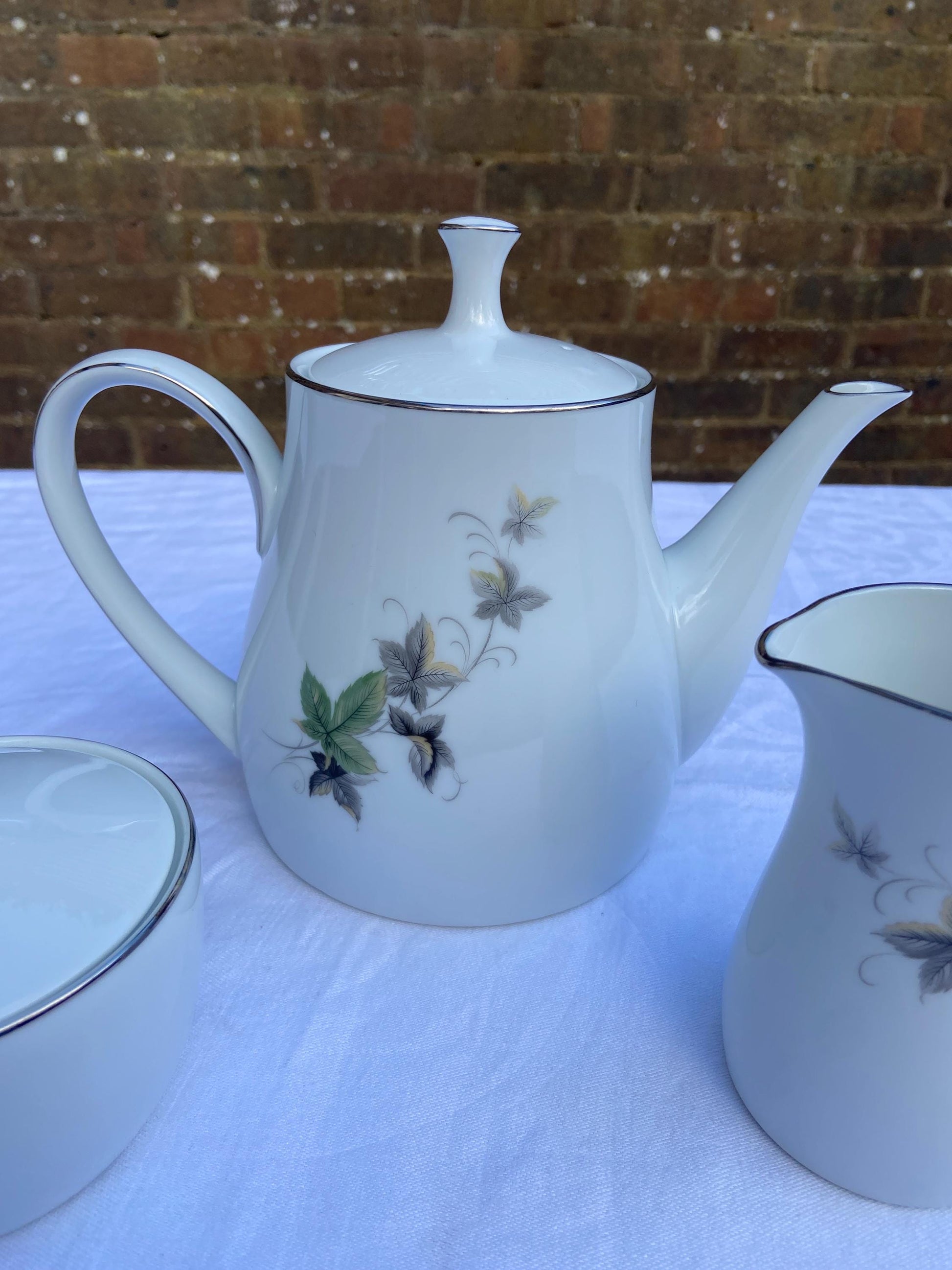Vintage Noritake KERRIE Retro Tea / Coffee 3 piece set - tea coffee pot, sugar bowl, milk jug - excellent condition
