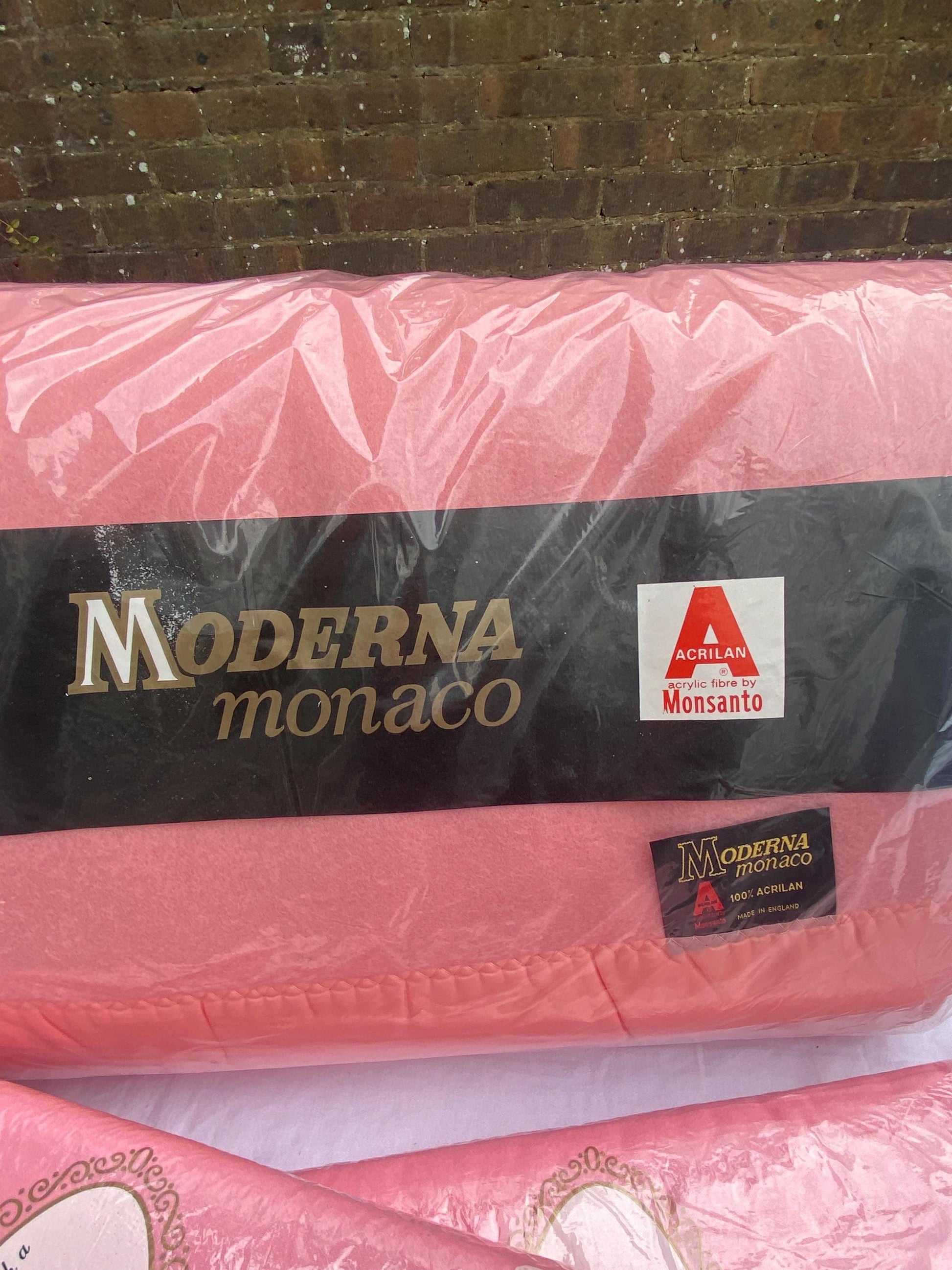 Original Unused Unopened 1970s bed linen - blanket and two large sheets, bright pink