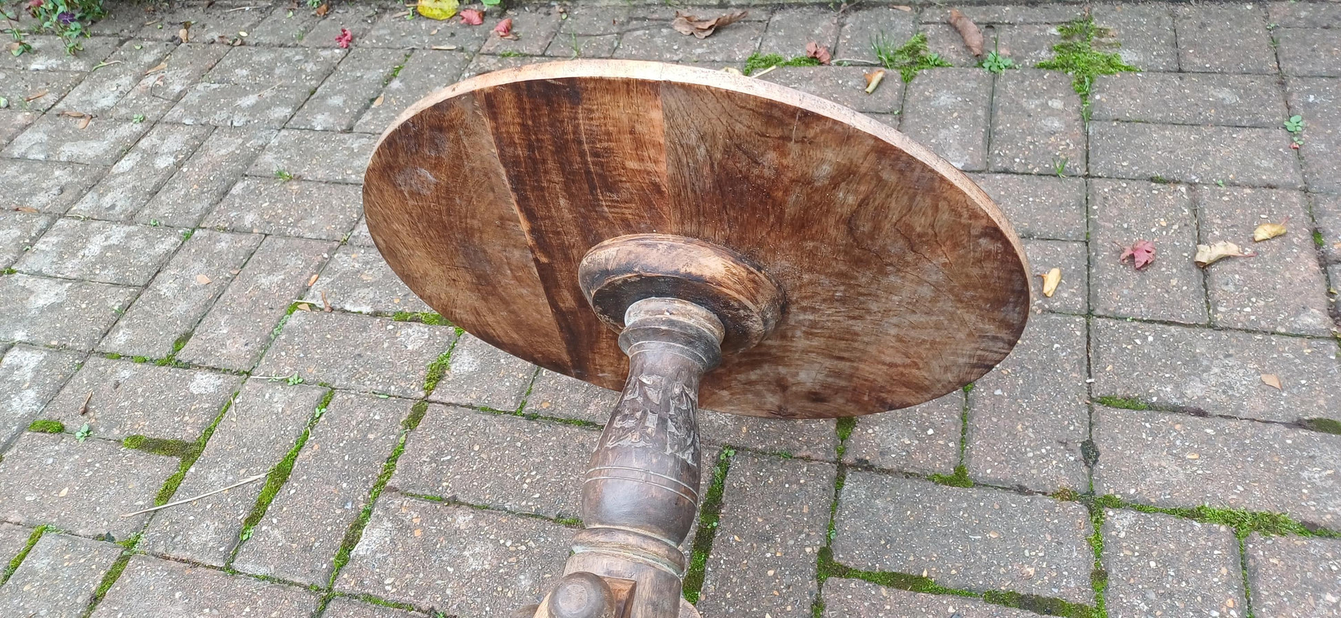 Beautiful Hand-Carved Middle Eastern Round Side Table – Vintage, Age-Worn Accent for Wine, Bedside, or Occasional Use Benares Style