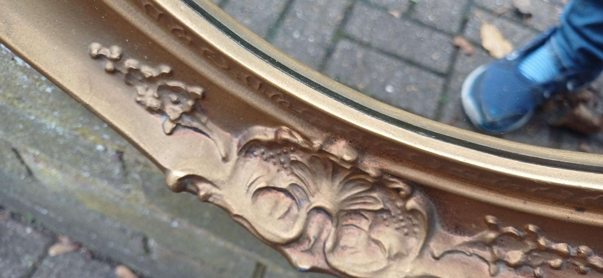 Striking Vintage 1980s Large Ornate Gold Composite Decorative Mirror – Retro Statement Piece