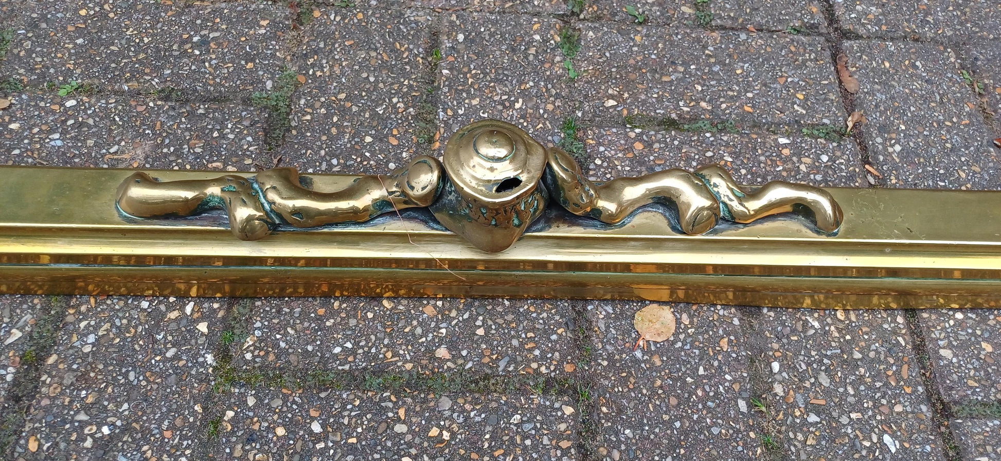 Large Restored Victorian Brass Fender with Unusual Log Branch Motif Decoration Simply Superb Quality and Beautifully Preserved.