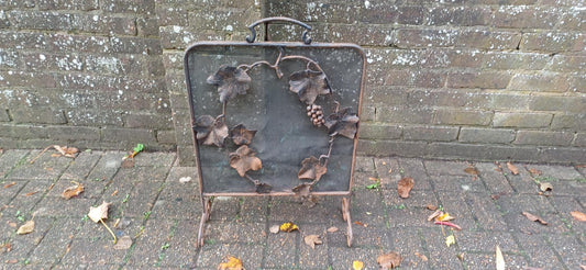 Vintage 70s Age Worn Rustic Iron and Mesh Decorative Fire Screen Grape Decoration.