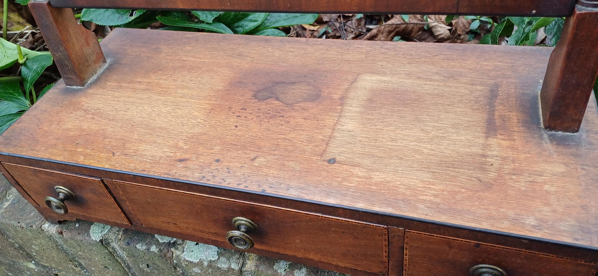 Charming Vintage Mahogany Dressing Table – Adjustable Mirror & Ample Storage