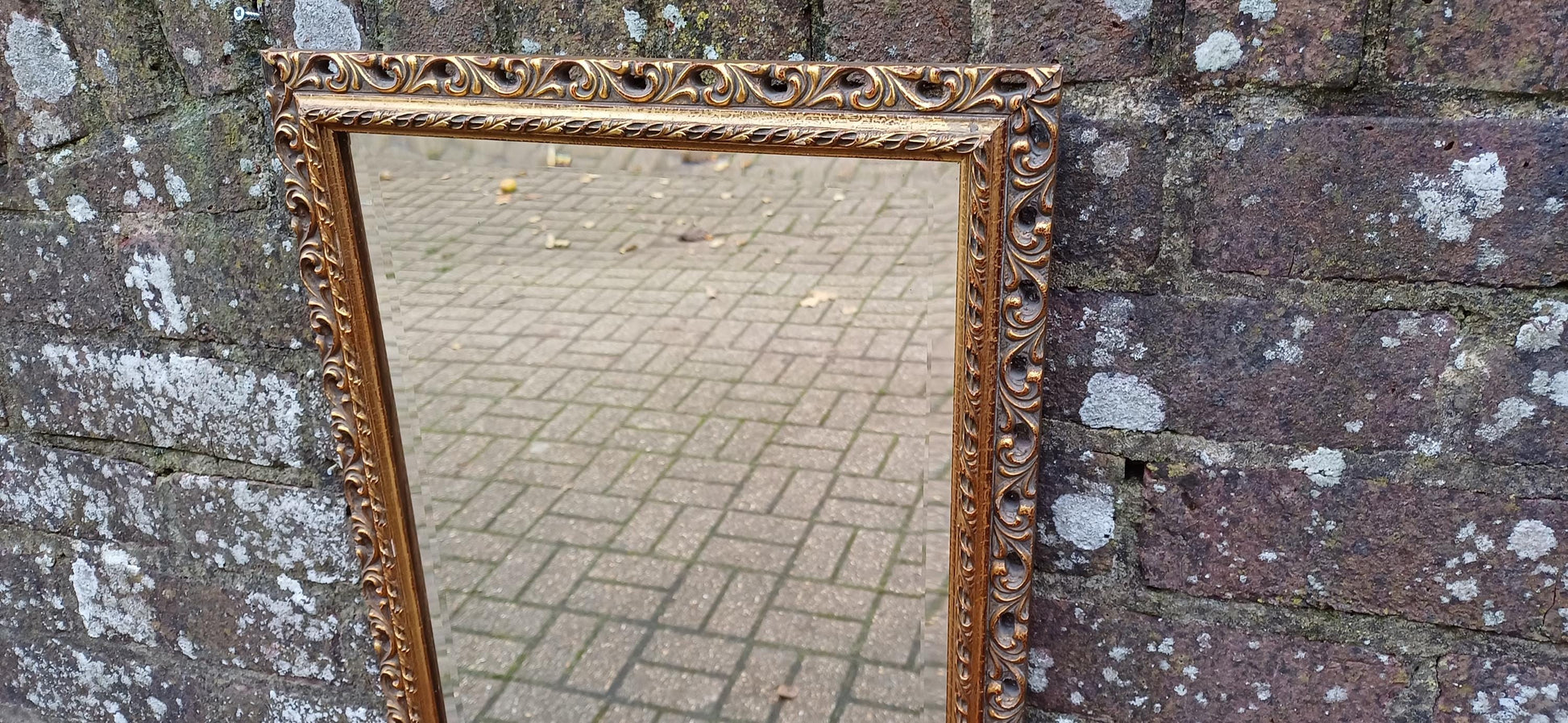Pretty Vintage Ornate 70s Wall Mirror with Bevelled Glass – Timeless Retro Elegance