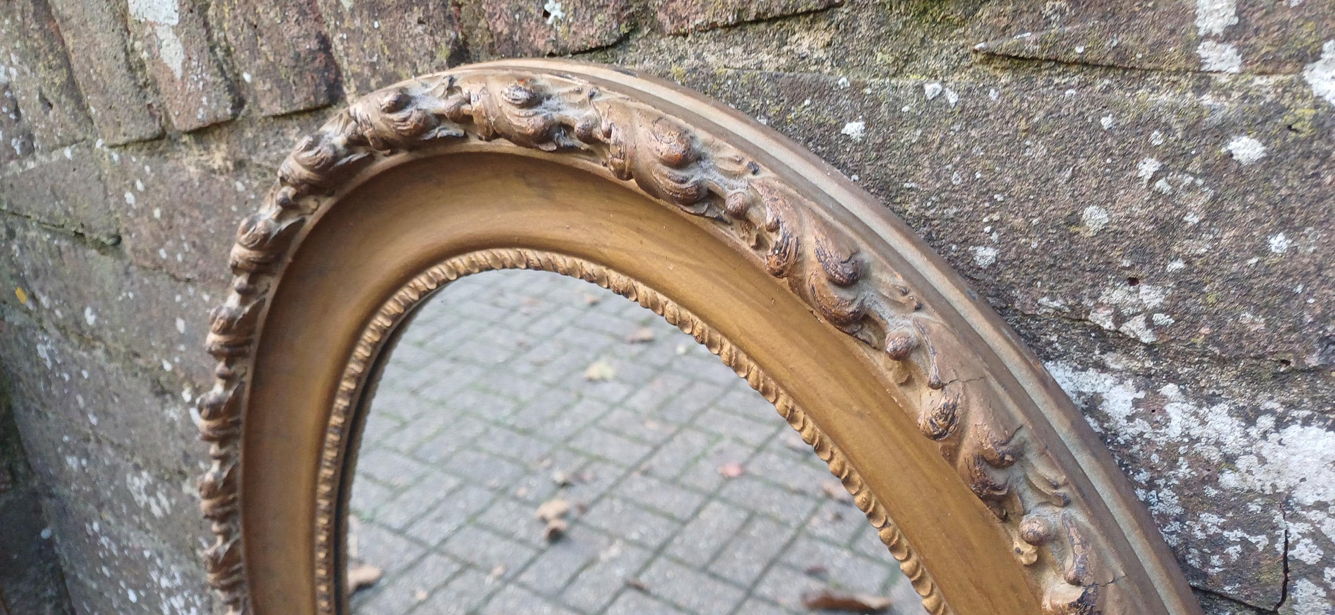 Large Vintage Late Victorian Gold Gilt Decorative Oval Wall Mirror