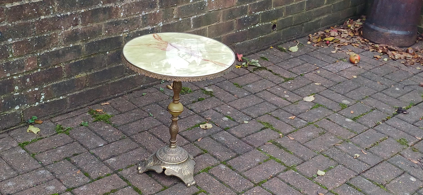 Classic 70s Vintage Retro Faux Onyx and Ornate Gold Occasional Side Table Kitsch.