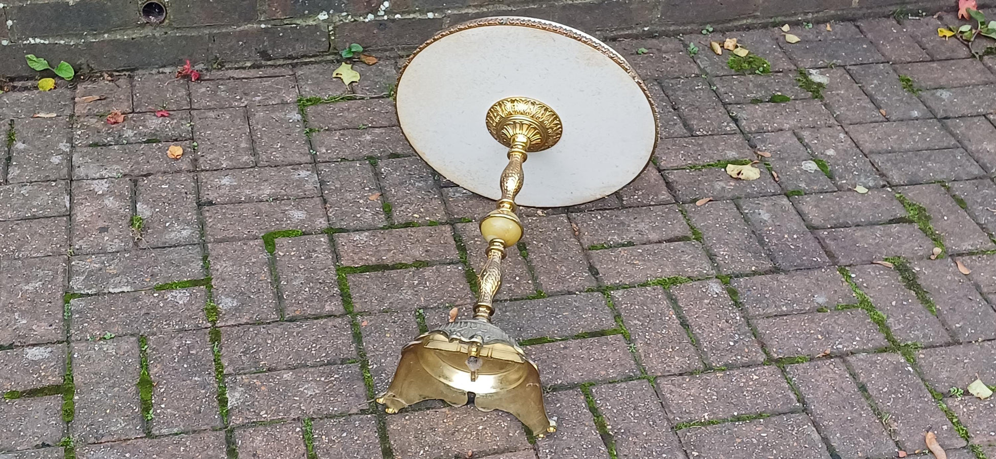 Classic 70s Vintage Retro Faux Onyx and Ornate Gold Occasional Side Table Kitsch.