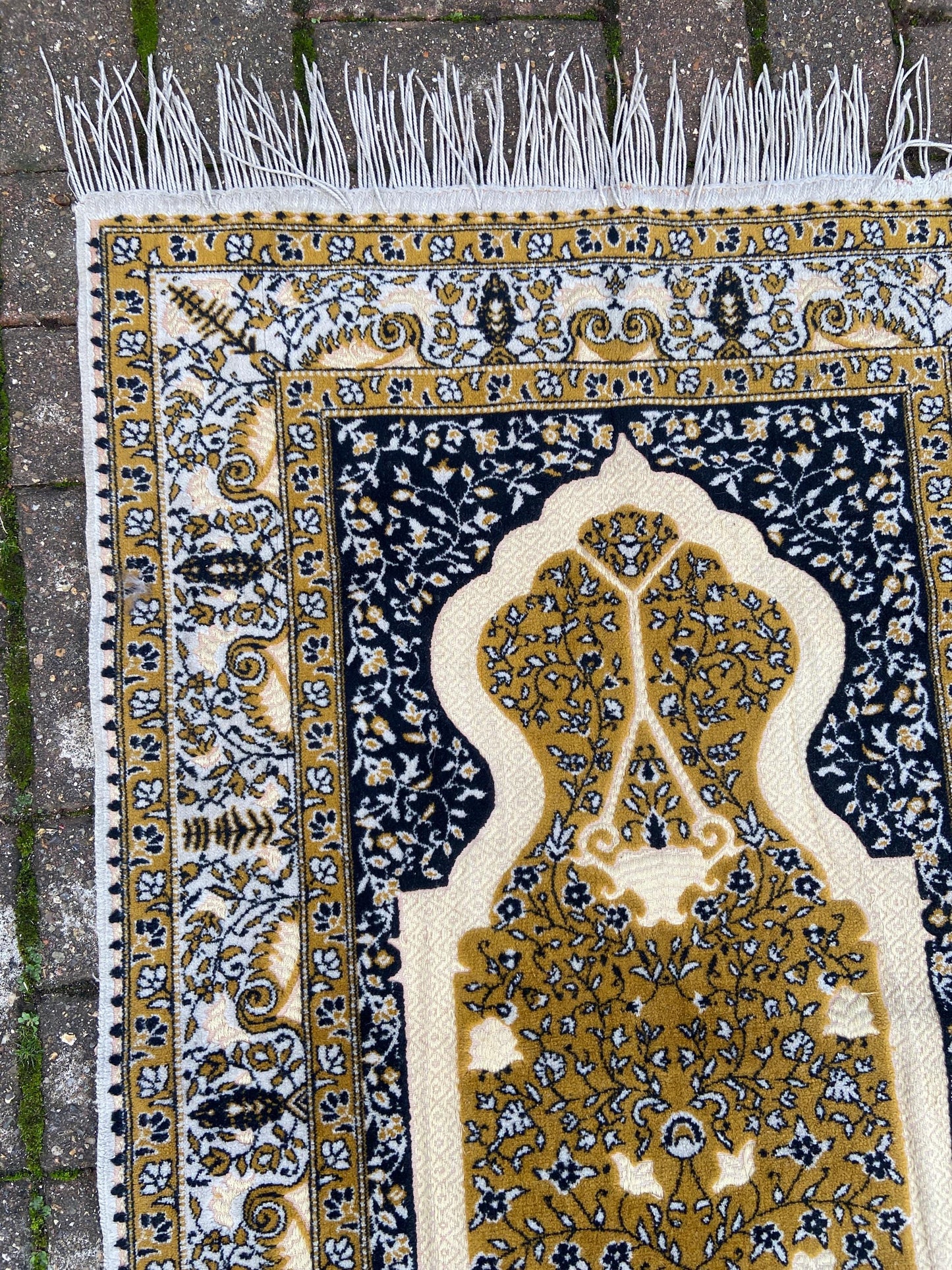 Vintage small woollen rug, Turkish prayer mat, mustard yellow, black and cream vintage wool rug (112cm x 68cm)