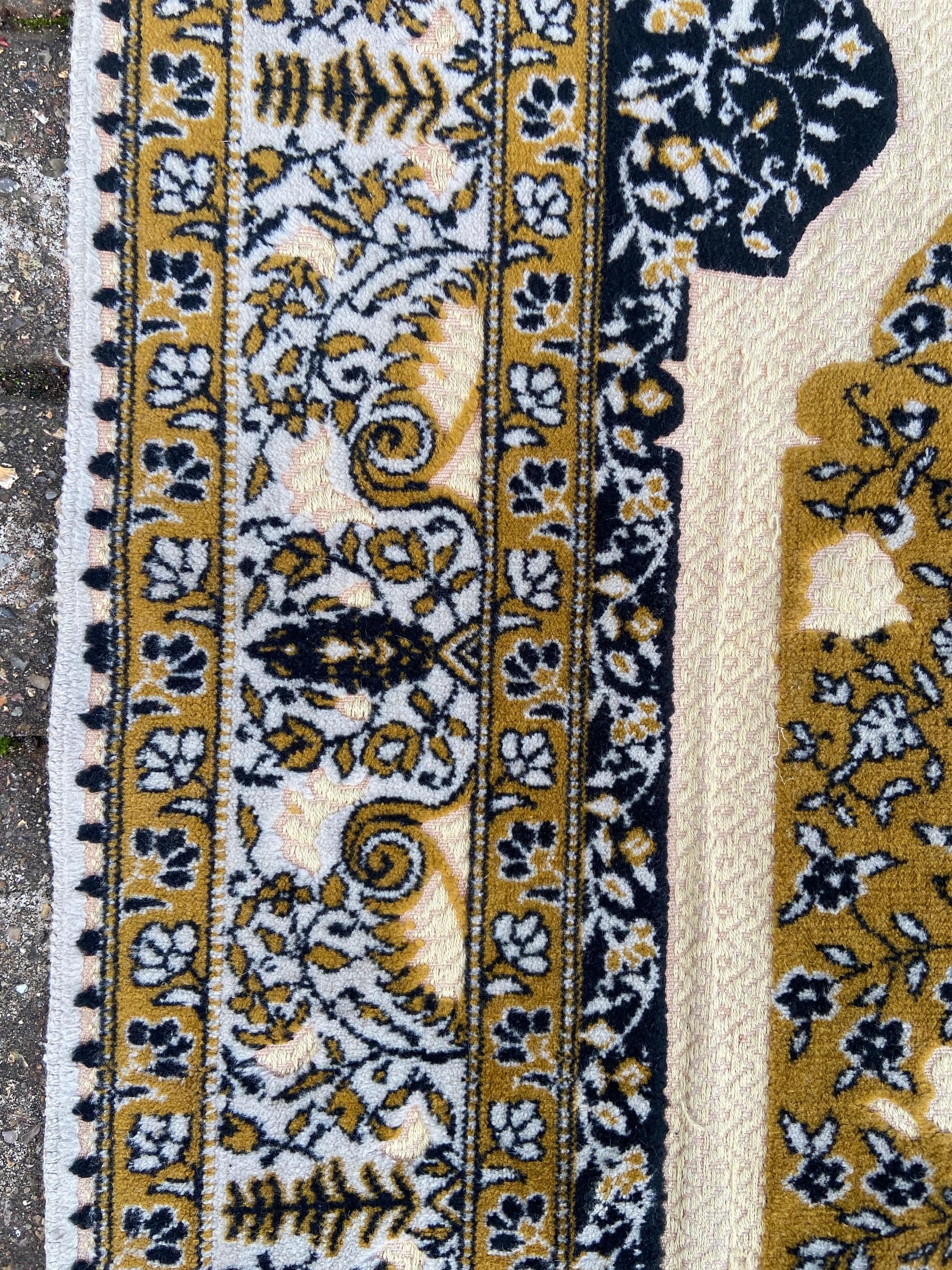 Vintage small woollen rug, Turkish prayer mat, mustard yellow, black and cream vintage wool rug (112cm x 68cm)