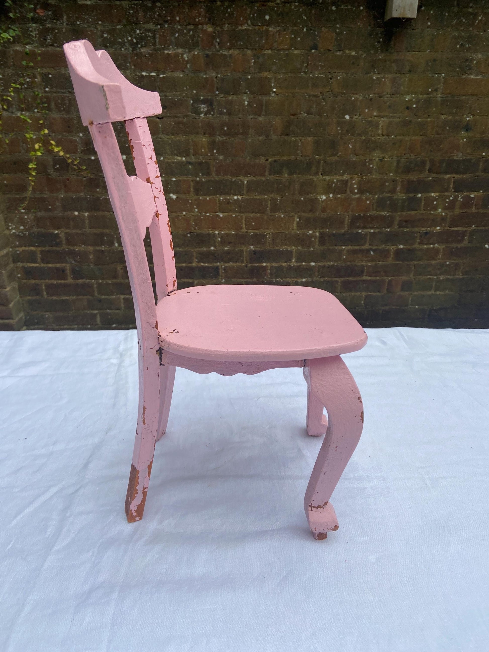 Doll's chair, vintage, upcycling project - pink wooden doll chair project