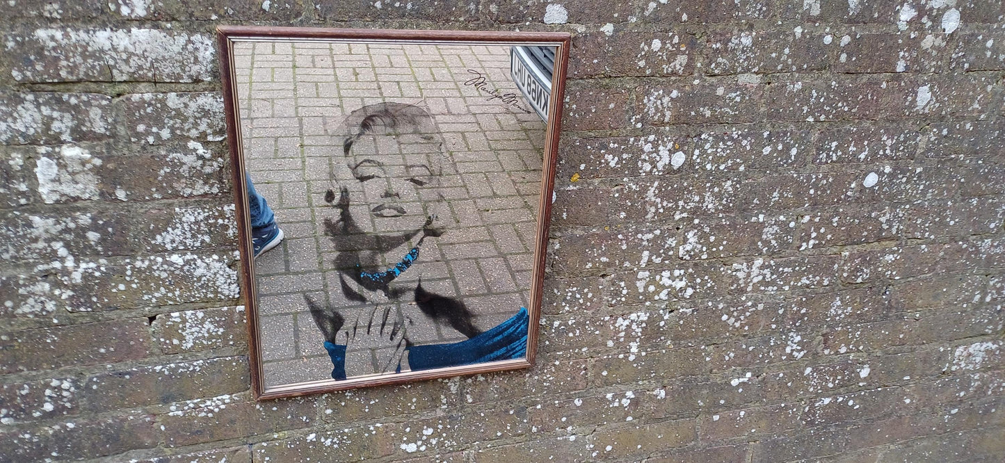 Glam Vintage 80s Marilyn Monroe Decorative Wall Mirror – Hollywood-Inspired Home Decor