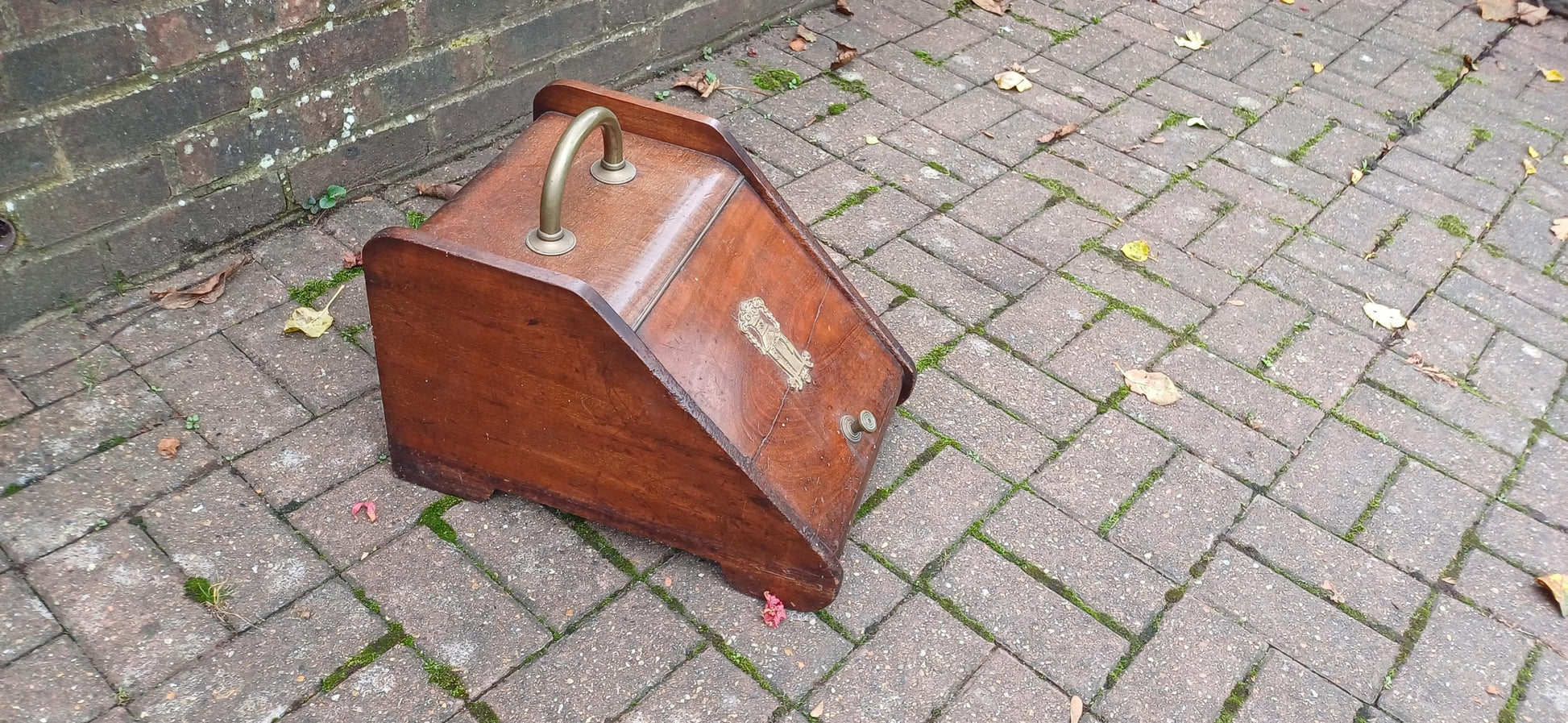 Beautiful Top Quality Vintage Antique Victorian Coal Scuttle Holder Bin Perfect for Kindling
