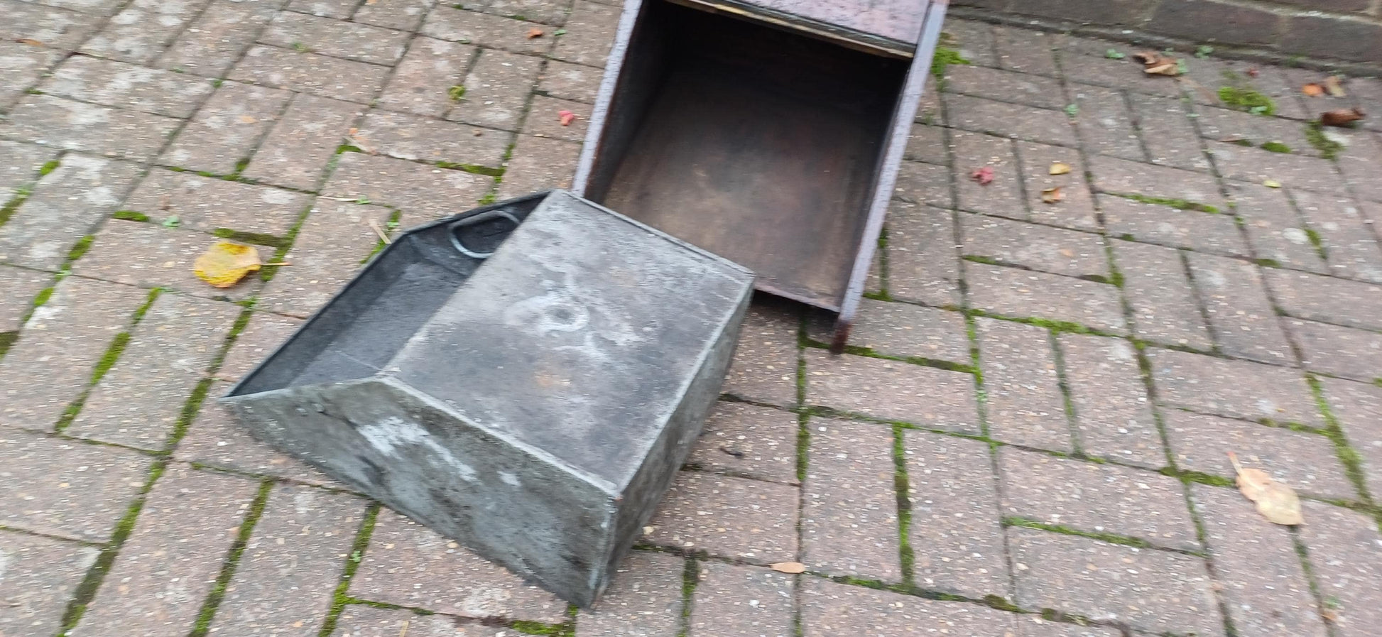 Beautiful Top Quality Vintage Antique Victorian Coal Scuttle Holder Bin Perfect for Kindling