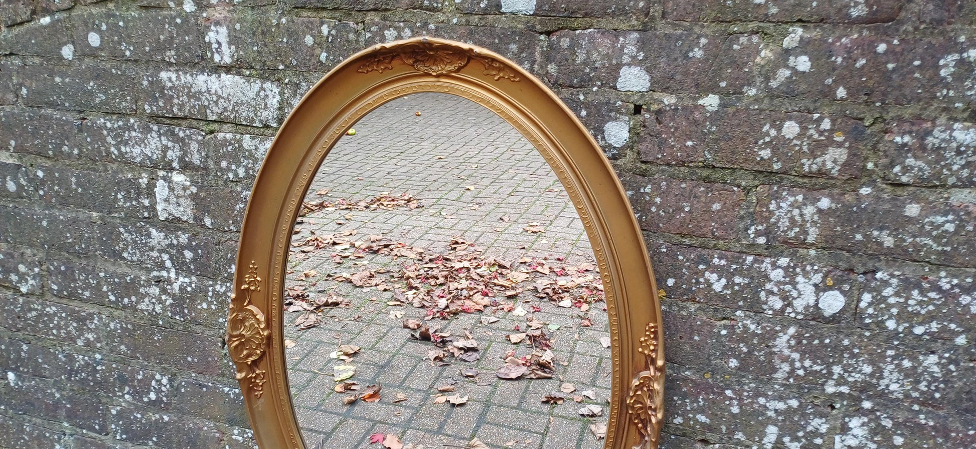 Striking Vintage 1980s Large Ornate Gold Composite Decorative Mirror – Retro Statement Piece