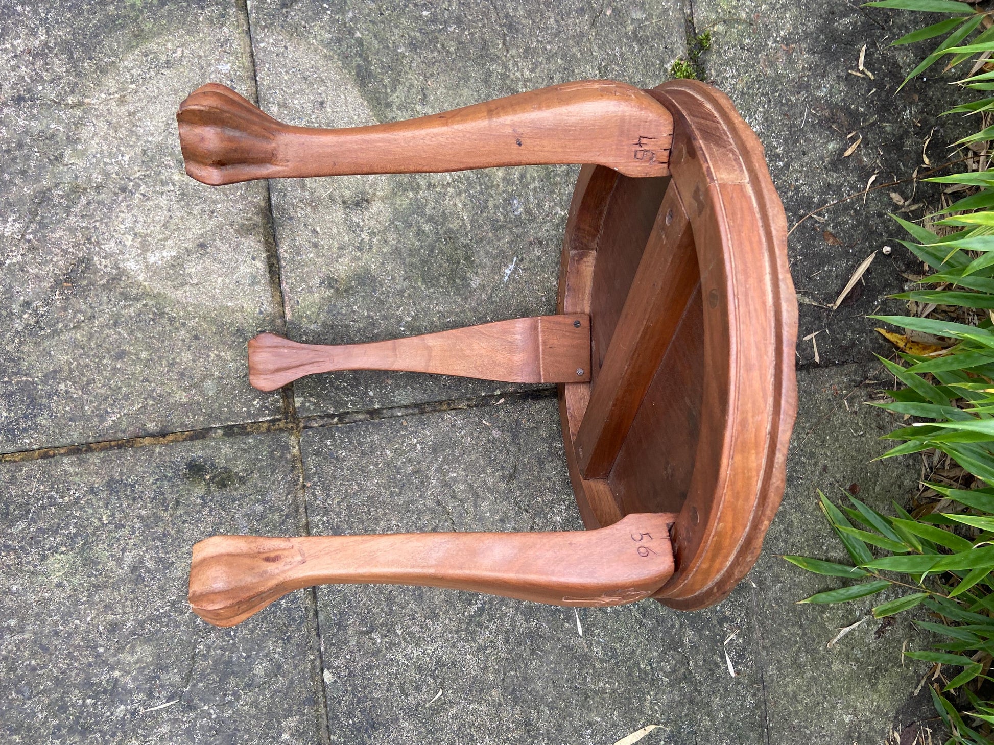 Lovely vintage carved wooden table, plant stand, coffee table