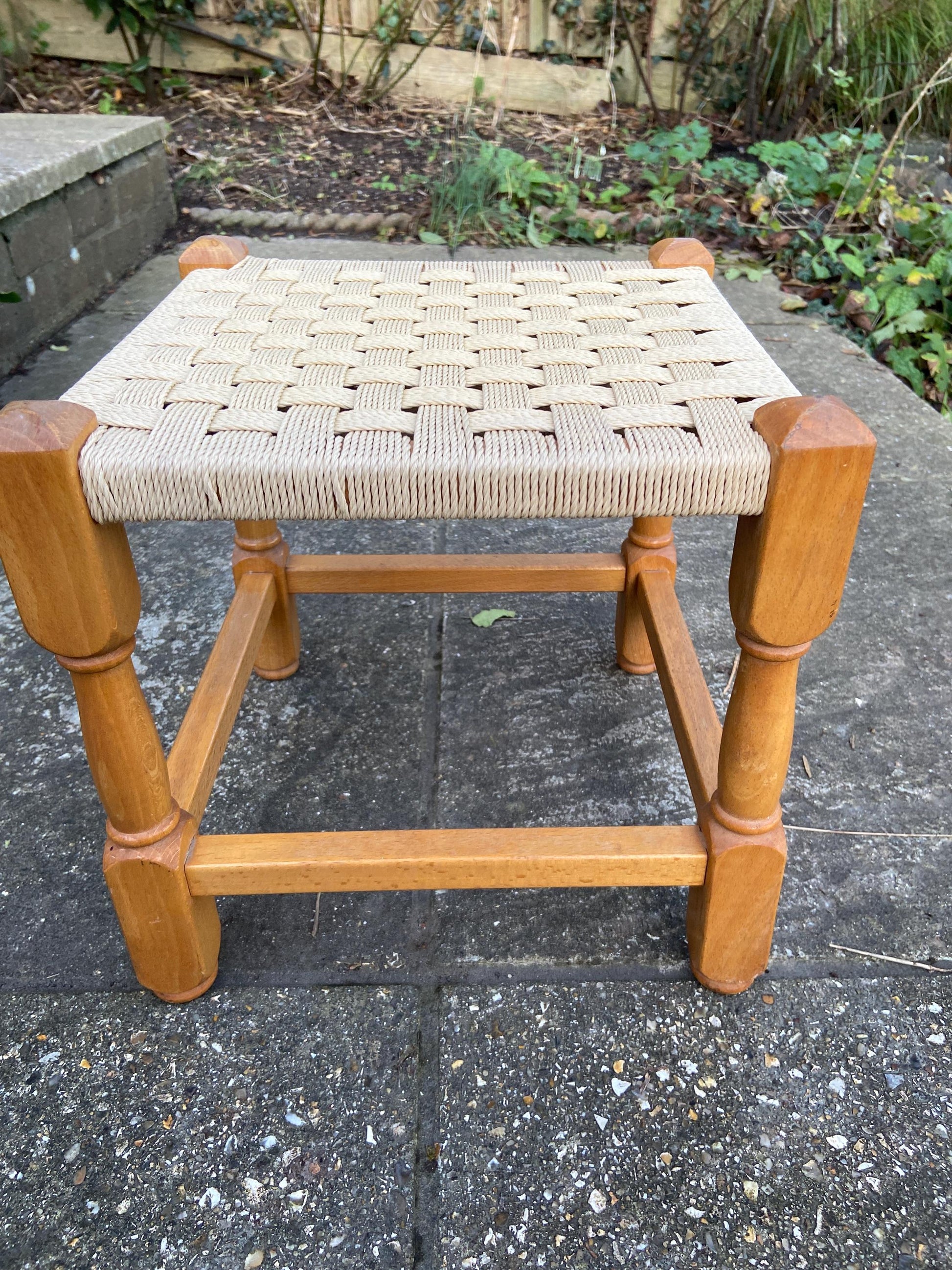 Vintage woven cream string stool on light brown frame – VGC - 29cm square