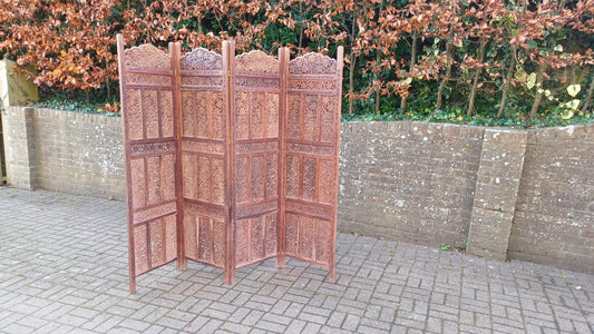 Vintage 1970s/80s Handcrafted Hardwood Vanity Screen Room Divider with Intricate Grapevine Carvings FREE HAND Delivery